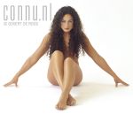 15-10-1999 Chimene van Oosterhout in studio Amsterdam Photo: Govert de Roos/Connu

[keywords]liggend, boek, glimlachend[/keywords]